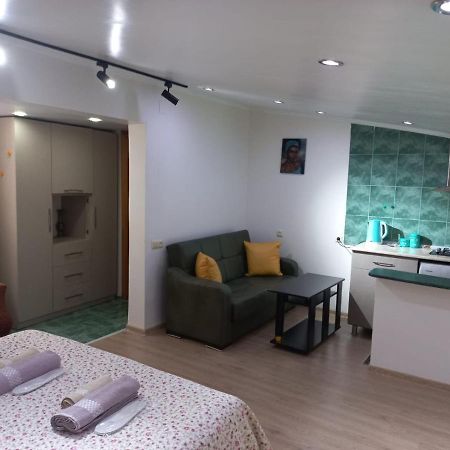 Batumi Apartment With Terrace Exterior photo